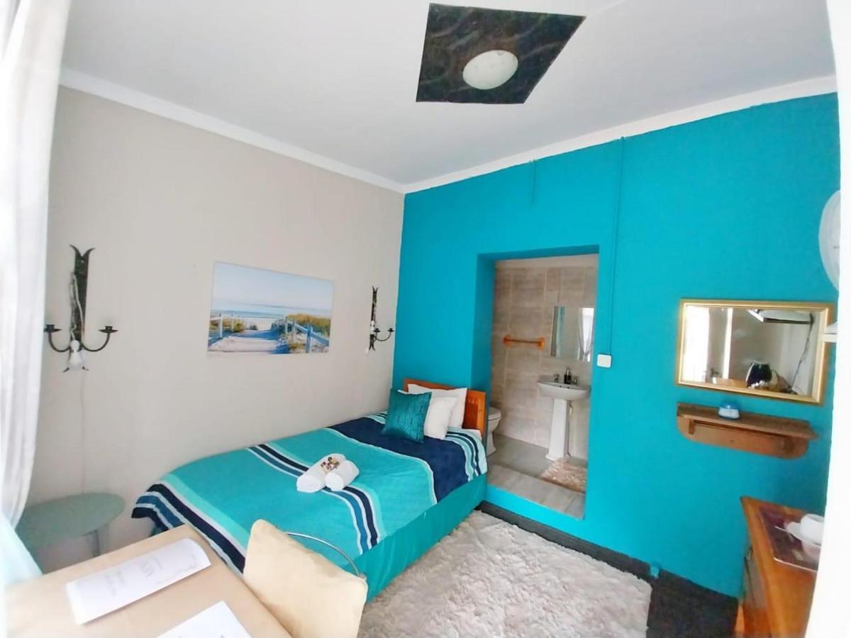 Bun Clody Manor - Guest House & Coffee Shop Hanover Bilik gambar